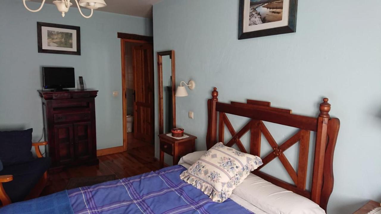 Artesano I Y III Pension Navarredonda de Gredos Buitenkant foto