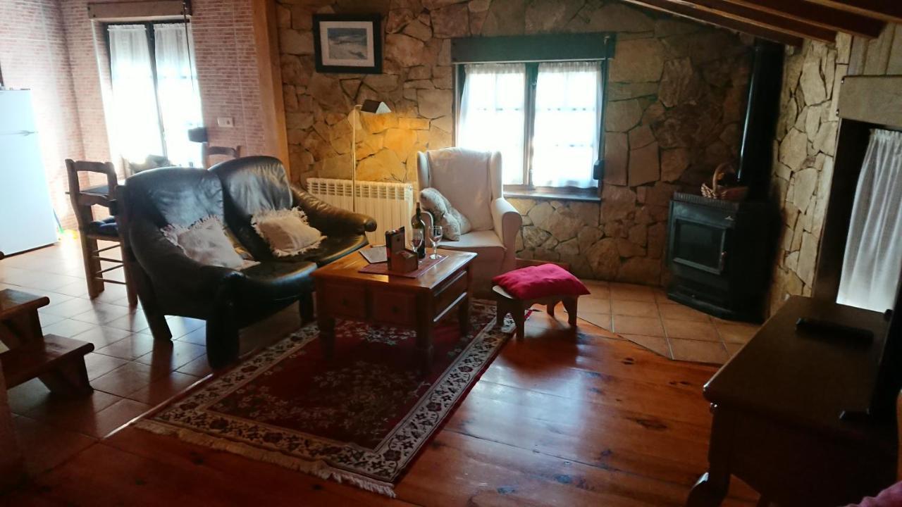 Artesano I Y III Pension Navarredonda de Gredos Buitenkant foto