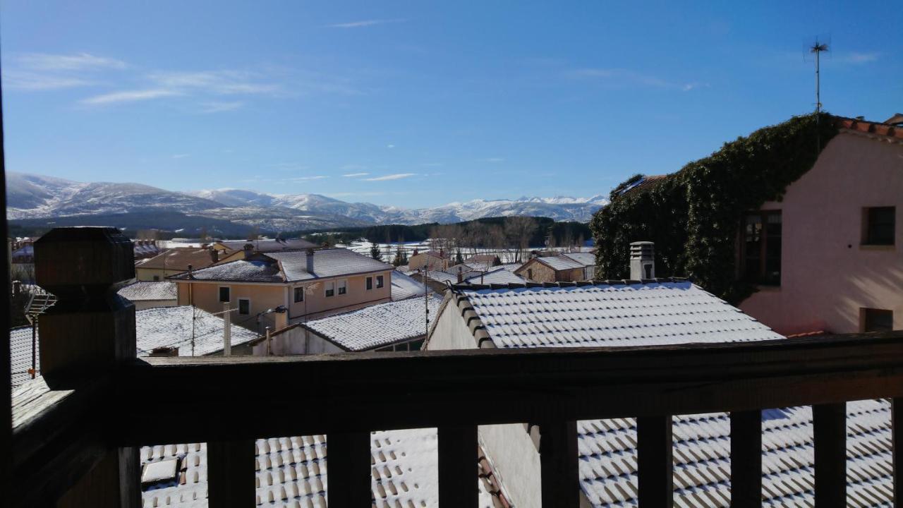Artesano I Y III Pension Navarredonda de Gredos Buitenkant foto