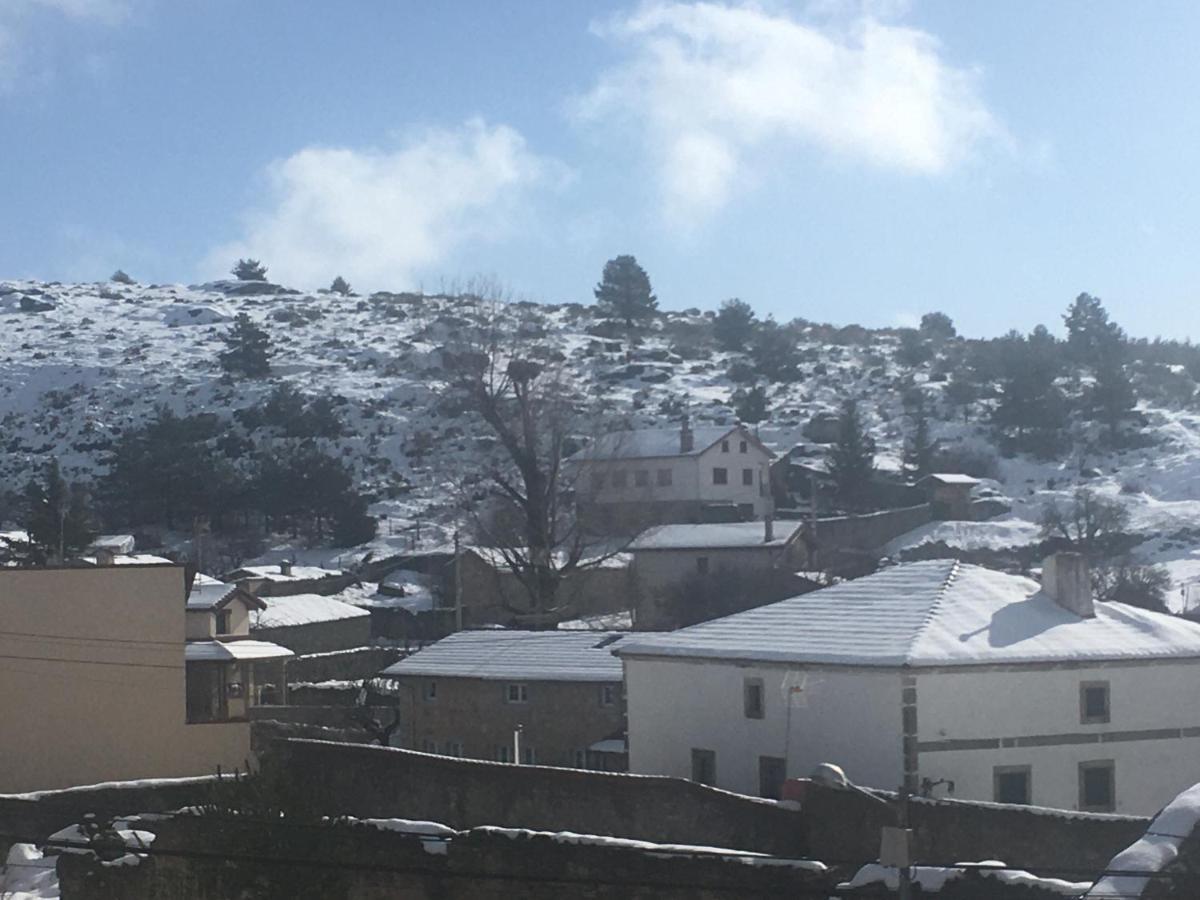 Artesano I Y III Pension Navarredonda de Gredos Buitenkant foto